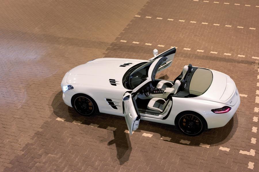  Mercedes-Benz SLS AMG Roadster 2012 года  (фото 192 из 198)